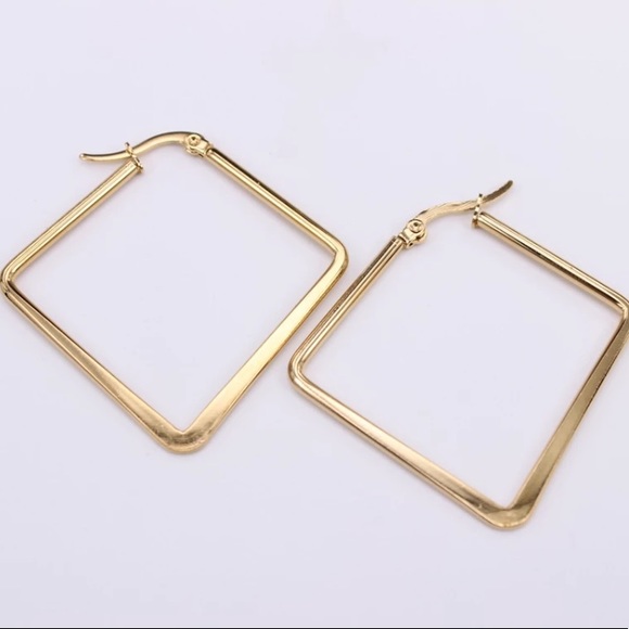 18K gold plated unique hoop earrings - Picture 4 of 5